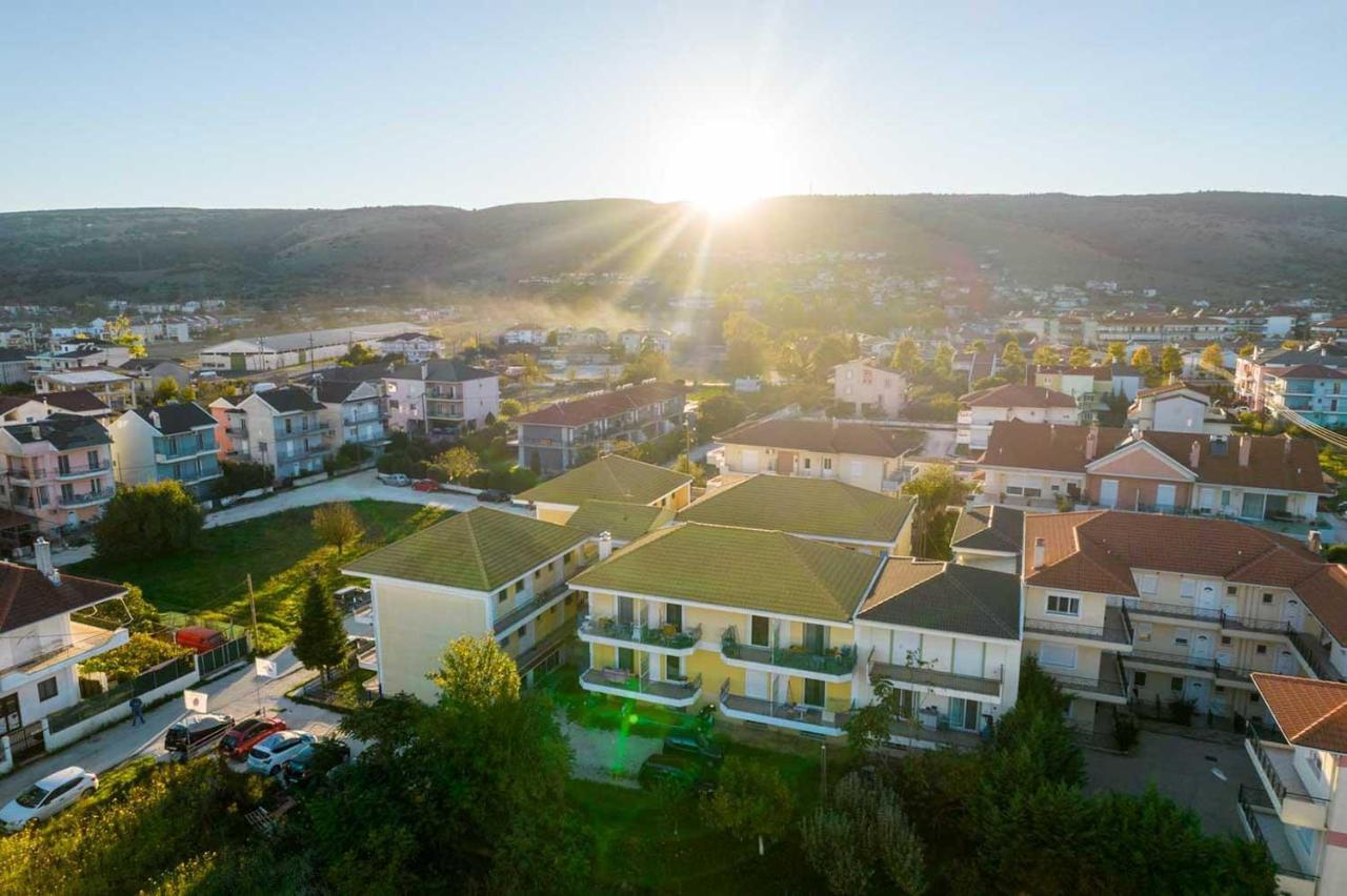 My Oneiro Apartments อิโออันนินา ภายนอก รูปภาพ